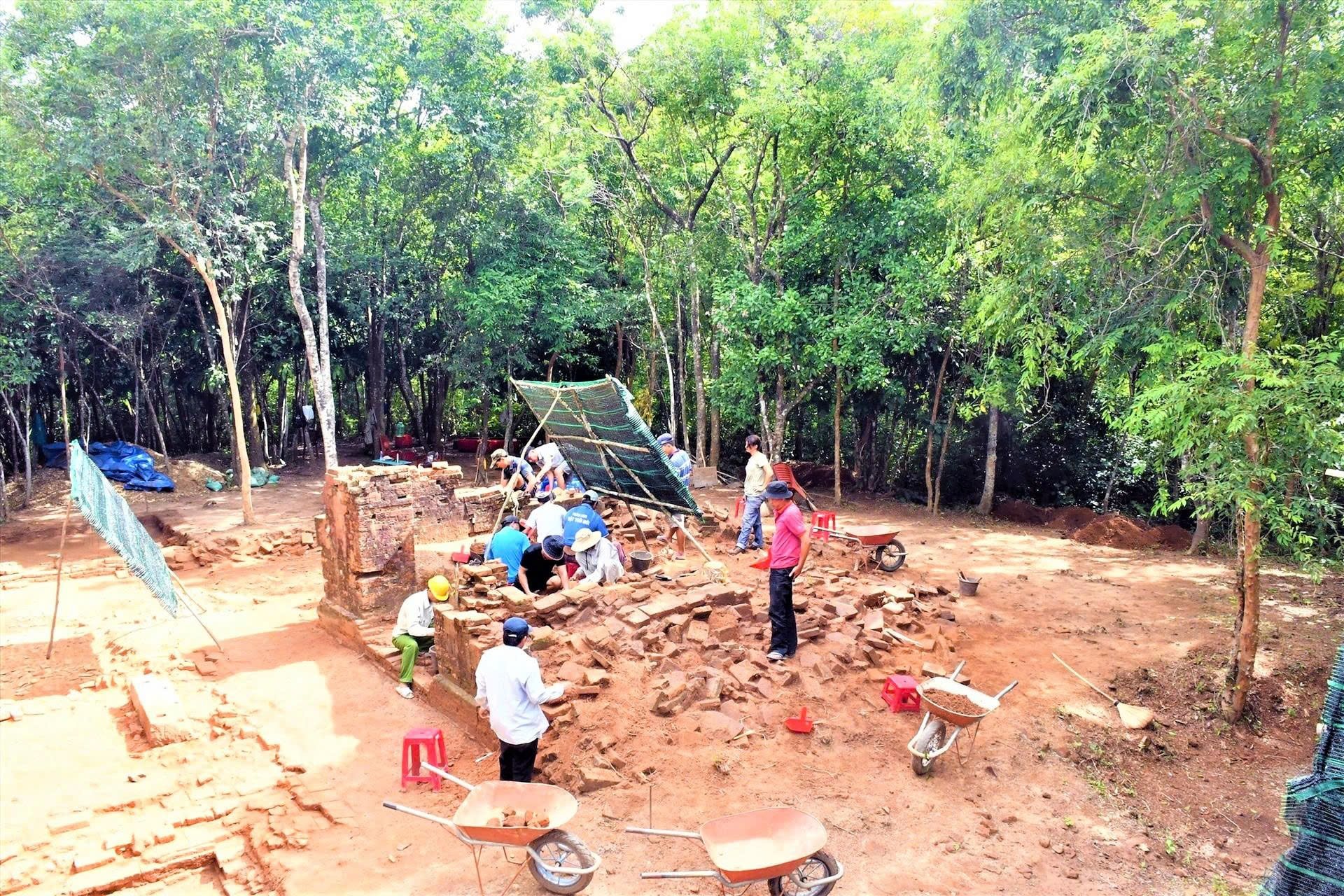 Khai quật nhóm tháp L tại Mỹ Sơn, hé lộ kiến trúc 'lạ' thế kỷ 13