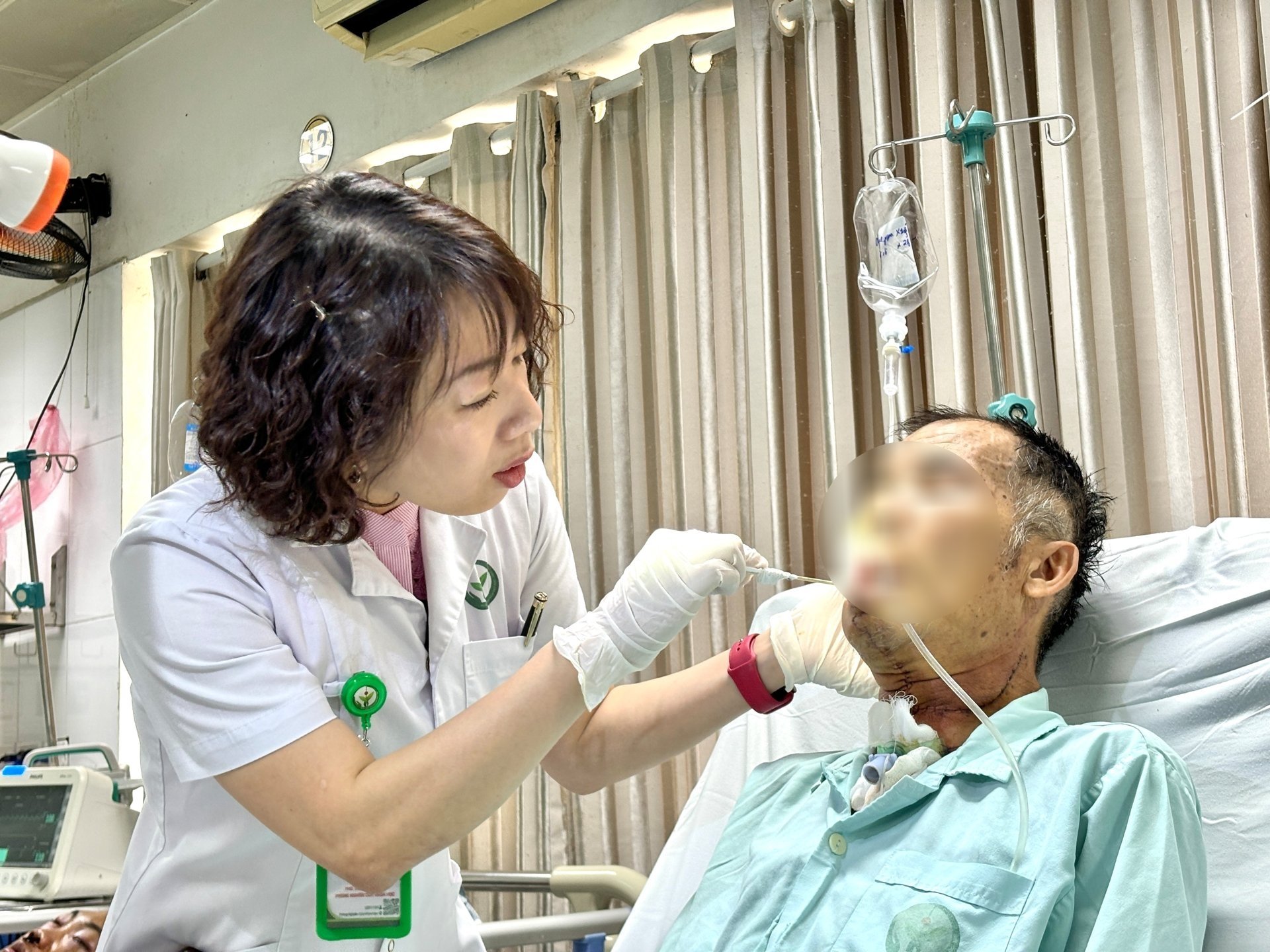Ly kỳ tạo hình lưỡi, sàn miệng, thành họng cho 1 bệnh nhân ung thư lưỡi sau phẫu thuật