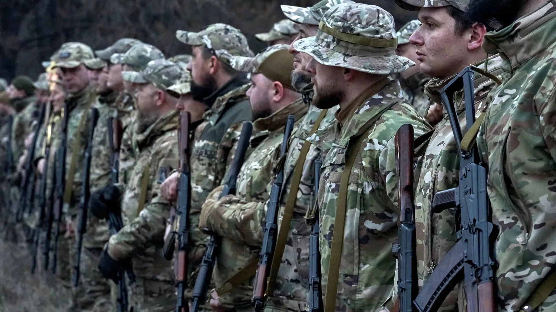 'Mặt trận đang sụp đổ': Ukraine gióng lên hồi chuông cảnh báo về thảm họa ở tiền tuyến