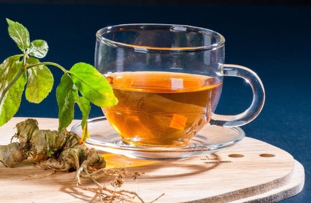 Loại lá đắt đỏ bậc nhất thế giới, 150 triệu đồng/kg, chỉ duy nhất Việt Nam sở hữu - Ảnh 3.