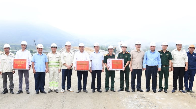 Tập trung máy móc, nhân lực để tăng tốc tiến độ 4 dự án cao tốc trọng điểm phía Bắc- Ảnh 2.