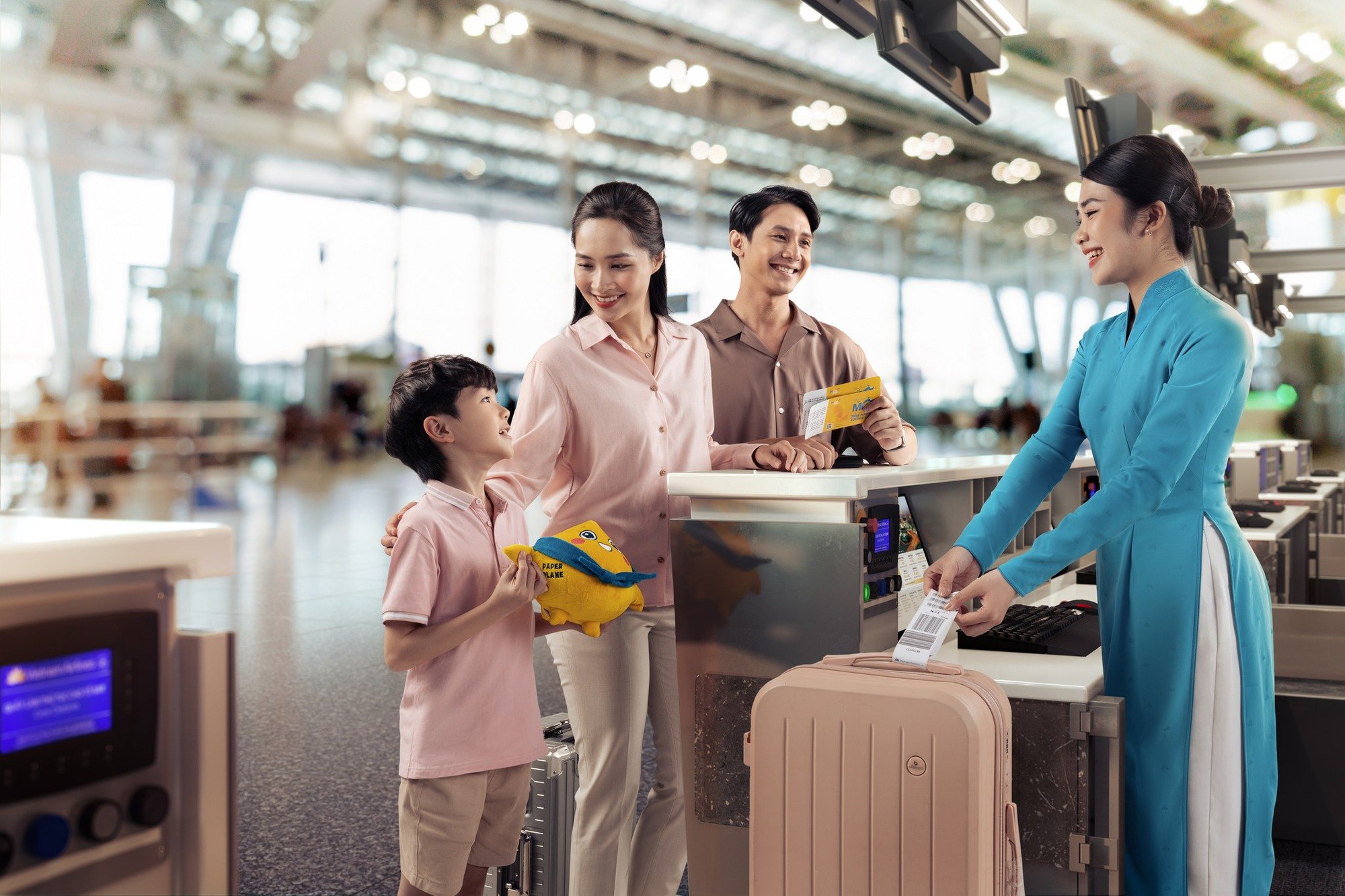 Vé máy bay Tết Bính Ngọ đã căng, Vietnam Airlines hết nhiều hạng ghế ngay khi mở bán- Ảnh 1.