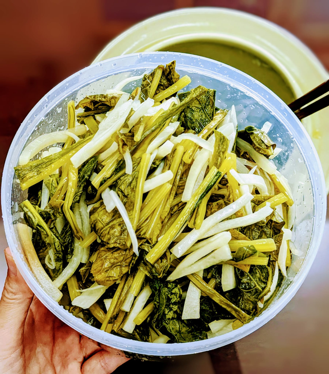 Đừng chỉ ăn củ lá loài cây này như