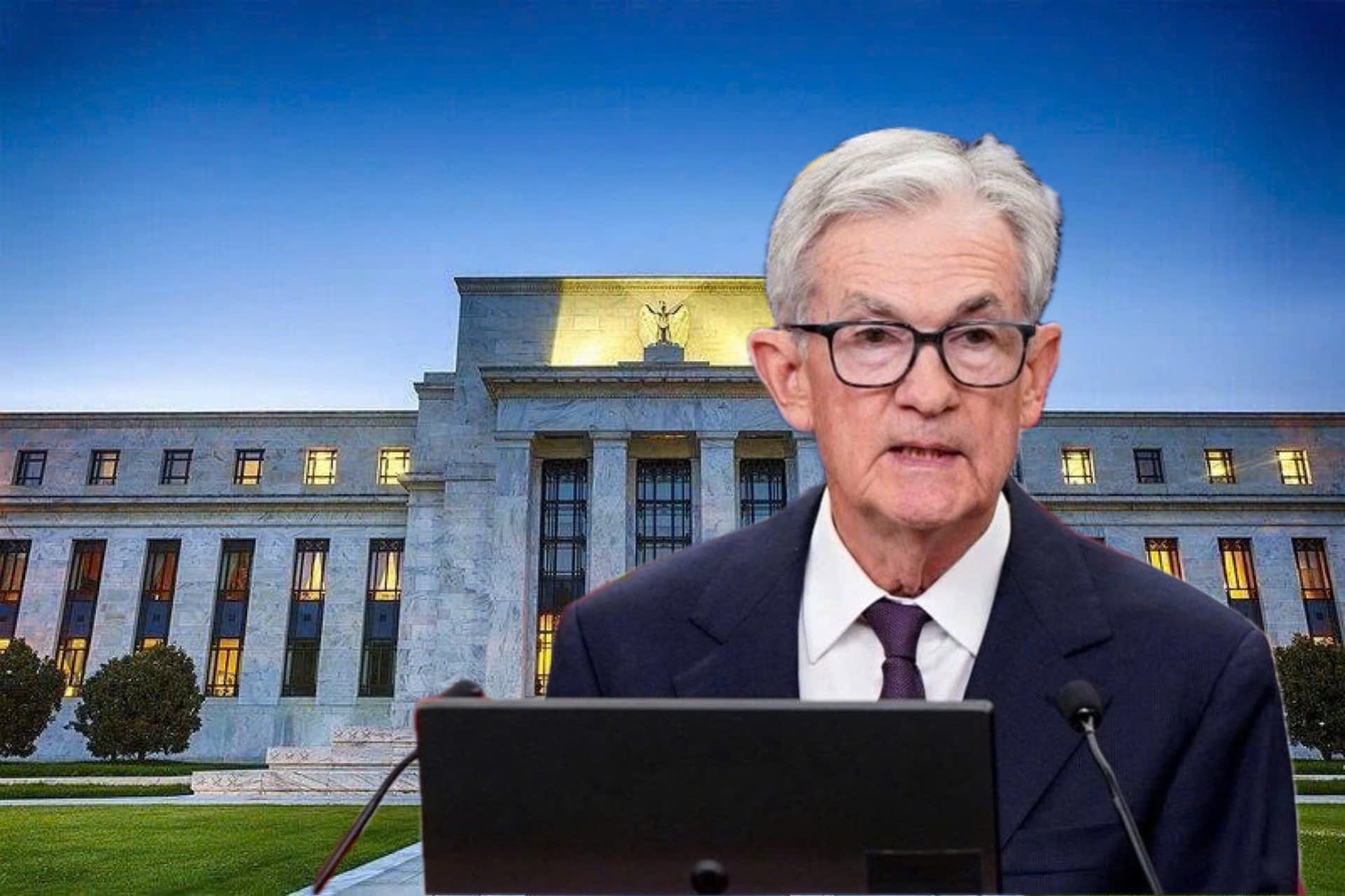 Fed giữ nguyên lãi suất: Chứng khoán Mỹ đỏ lửa, giá vàng sập sâu