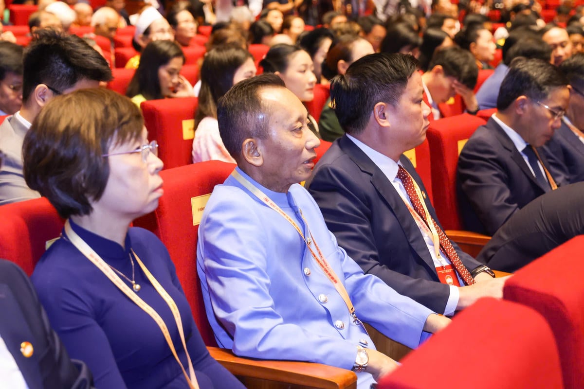 Hiệp sĩ Đại Thánh giá Lê Đức Thịnh và các đại biểu tham dự phiên khai mạc Đại hội. Ảnh: Quang Vinh.
