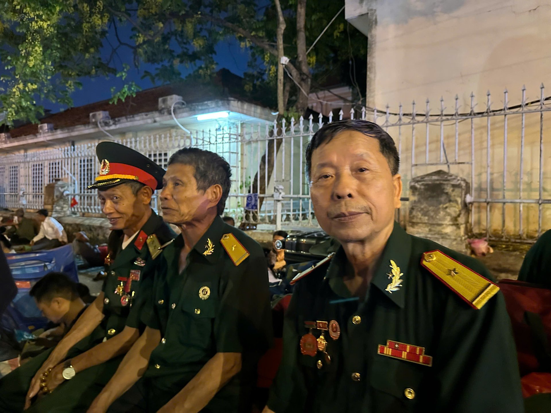 3 cựu binh vượt nghìn cây số vào TP.HCM xem diễu binh, thăm đồng đội cũ