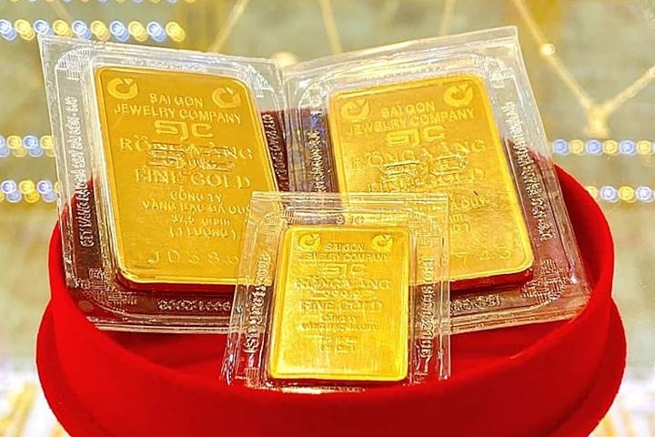 Giá vàng hôm nay 14/5: Trong nước tăng mạnh, cao hơn thế giới hơn 18 triệu đồng/lượng