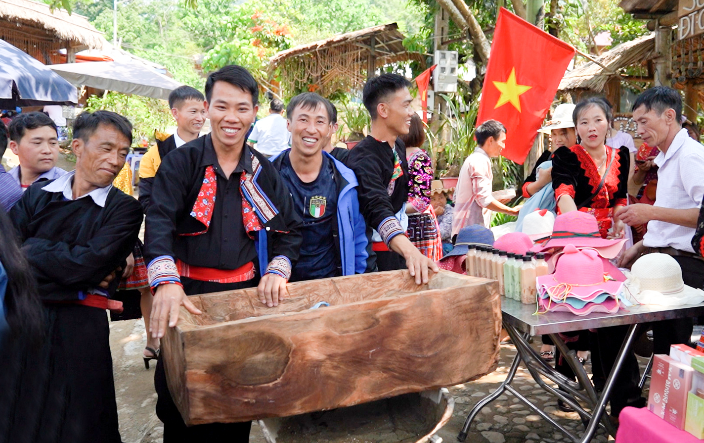 Bảo tồn bản sắc văn hóa, biến di sản thành nguồn lực du lịch, giúp người dân Lai Châu thoát nghèo