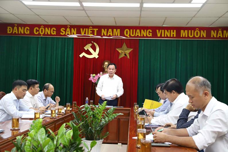 Trước giờ sáp nhập tỉnh Bình Phước, Chủ tịch UBND tỉnh Đồng  Nai làm việc với một doanh nghiệp thủy sản lớn