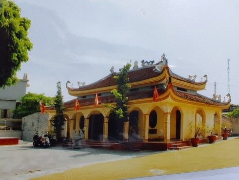 Trước ngày sáp nhập Ninh Bình, Nam Định, Hà Nam là quê hương vị anh hùng chống Pháp, khởi nghĩa ngay tại chổ, vua Tự Đức nhà Nguyễn phong là Hiệp quản