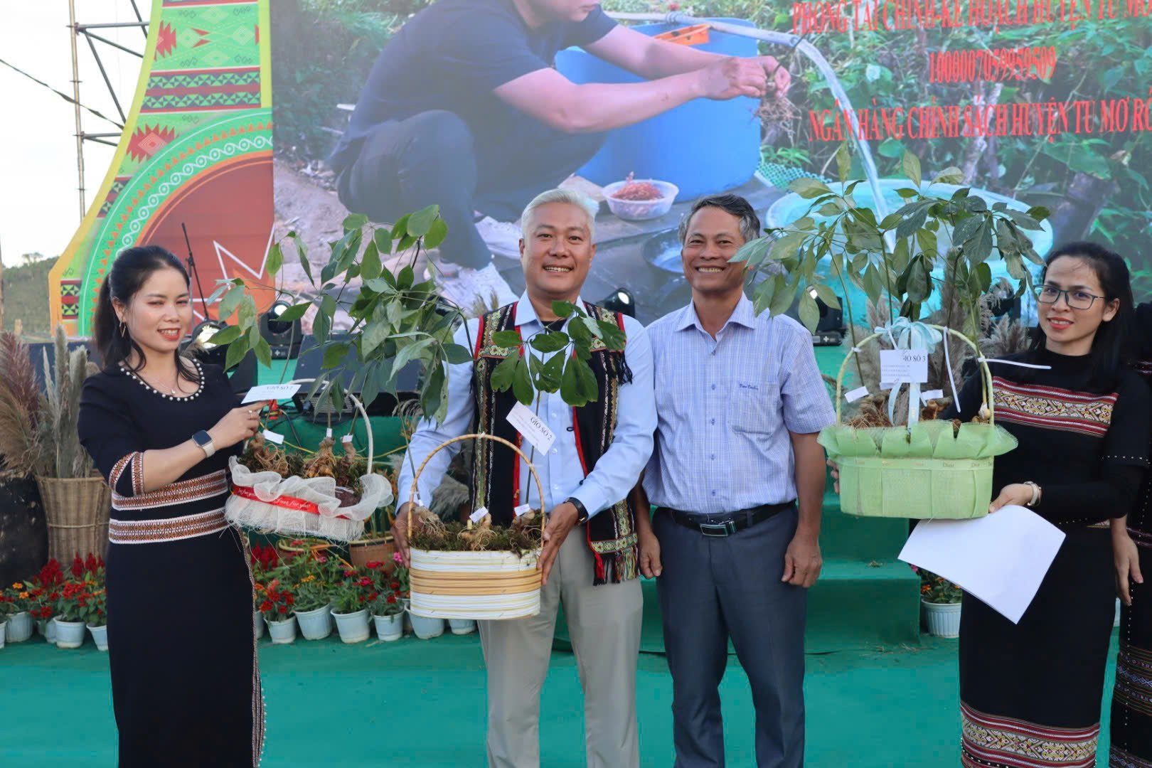 Huyện nào của tỉnh Kon Tum tròn 20 tuổi trước thềm sáp nhập tỉnh, bỏ đơn vị hành chính cấp huyện?