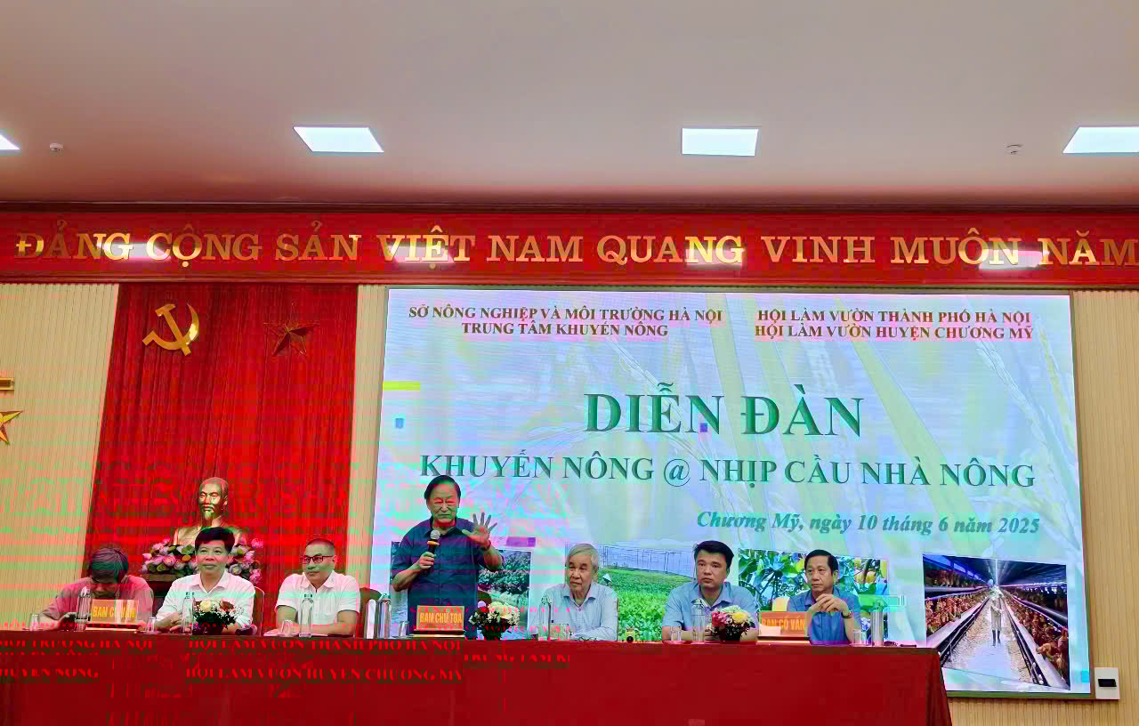 Nông dân Chương Mỹ hỏi - Chuyên gia trả lời: Những vấn đề nóng được giải đáp kịp thời tại Diễn đàn Khuyến nông @