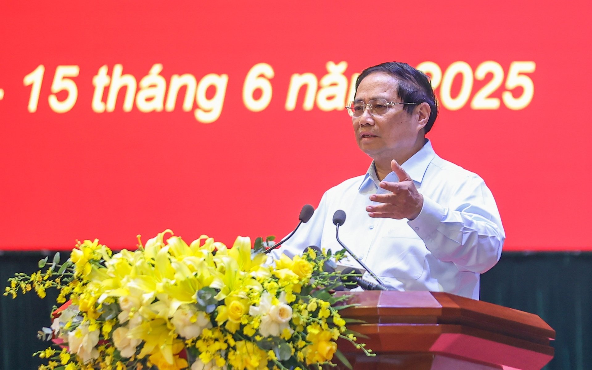 Thủ tướng: Dự kiến công bố mô hình chính quyền hai cấp trên cả nước vào ngày lịch sử 30/6 
