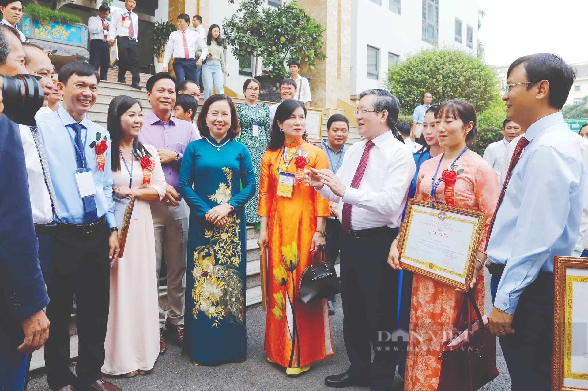 100 năm Báo chí cách mạng Việt Nam, Báo Nông thôn ngày nay, Báo Dân Việt điện tử cùng bước với nông dân Việt ra thế giới