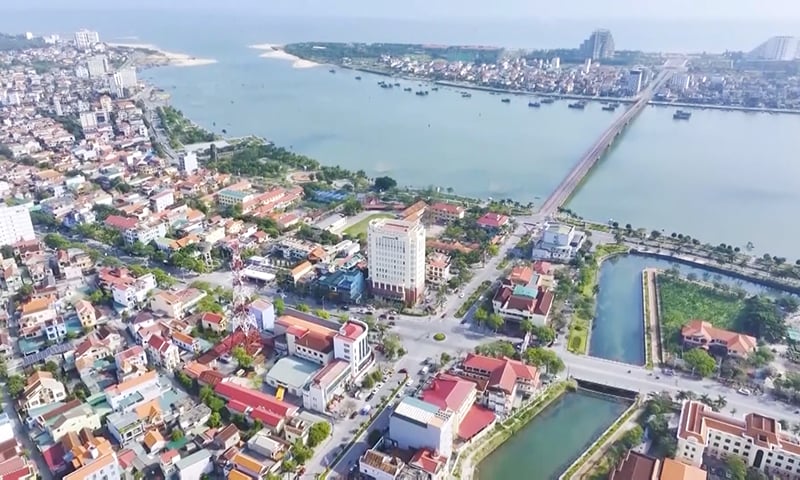 Tỉnh Quảng Bình, Quảng Trị chính thức về 'chung một nhà', thành phố Đồng Hới đã mang dáng dấp của một đô thị biển