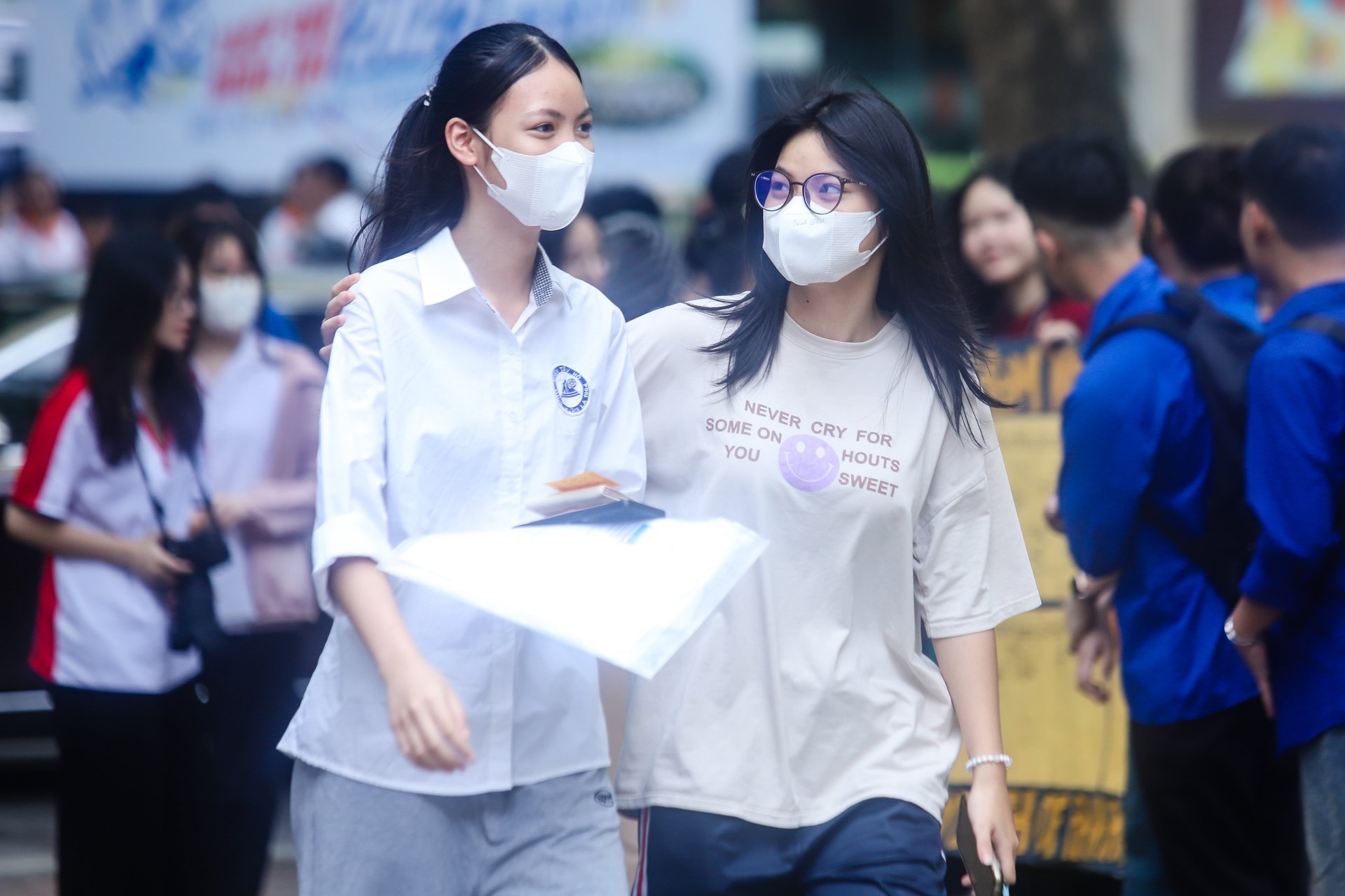 'Giật mình' điểm chuẩn thấp nhất vào lớp 10 năm 2025 ở Hà Nội: Nhiều trường chỉ hơn 3 điểm/môn

