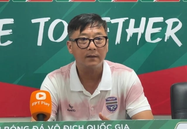 Tin sáng (18/7): HLV Lê Huỳnh Đức và 4 “bom tấn” gia nhập CLB Công an TP.HCM?
