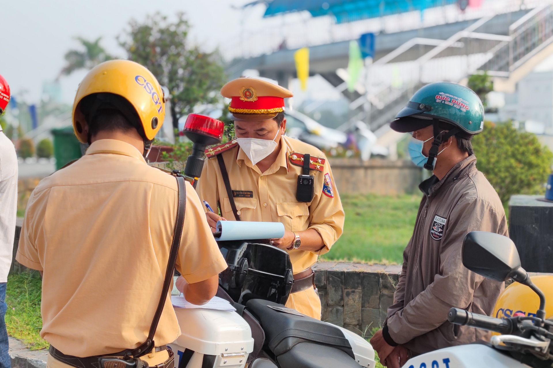 4 trường hợp Cảnh sát giao thông được dừng phương tiện tham gia giao thông đường bộ để kiểm tra, kiểm soát