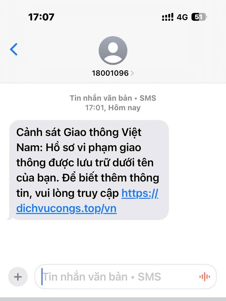 CSGT TP.HCM cảnh báo lừa đảo nộp phạt vi phạm giao thông qua cổng dịch vụ công Quốc gia (giả)