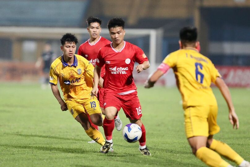Vleague-1-01
