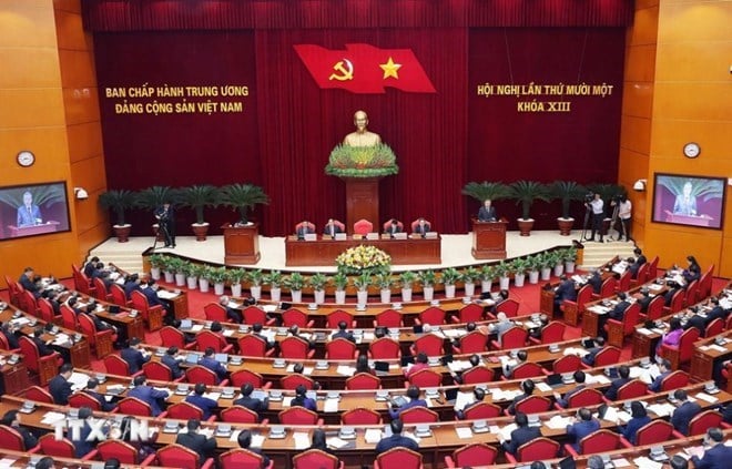 Hoi-Nghi-Trung-Uong-