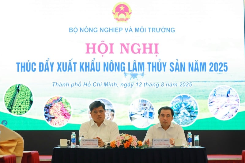 hoi-nghi-thuc-day-xuat-khau-nong-lam-thuy-san-nam-2025-11274858