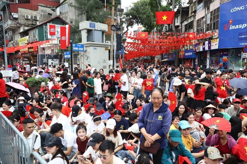 nhung-diem-gui-xe-tu-xa-khi-xem-dieu-binh-it-nguoi-biet-20250824101831