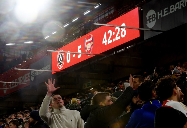 Bị dẫn 5 bàn khi hiệp một chưa kết thúc là chuyện... bình thường với Sheffield United