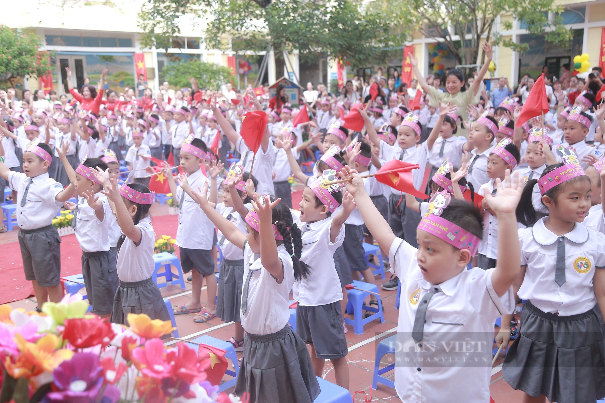  Năm nay có hơn 23 triệu học sinh bước vào năm học mới. Ảnh: Tào Nga