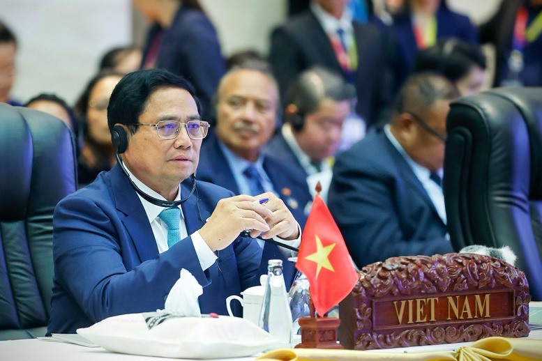  Thủ tướng Phạm Minh Chính đề nghị ASEAN và Ấn Độ tiếp tục vun đắp nền tảng chung về văn hóa, xã hội, con người, phát triển quan hệ hai bên ngày càng vững mạnh, toàn diện - Ảnh: VGP/Nhật Bắc