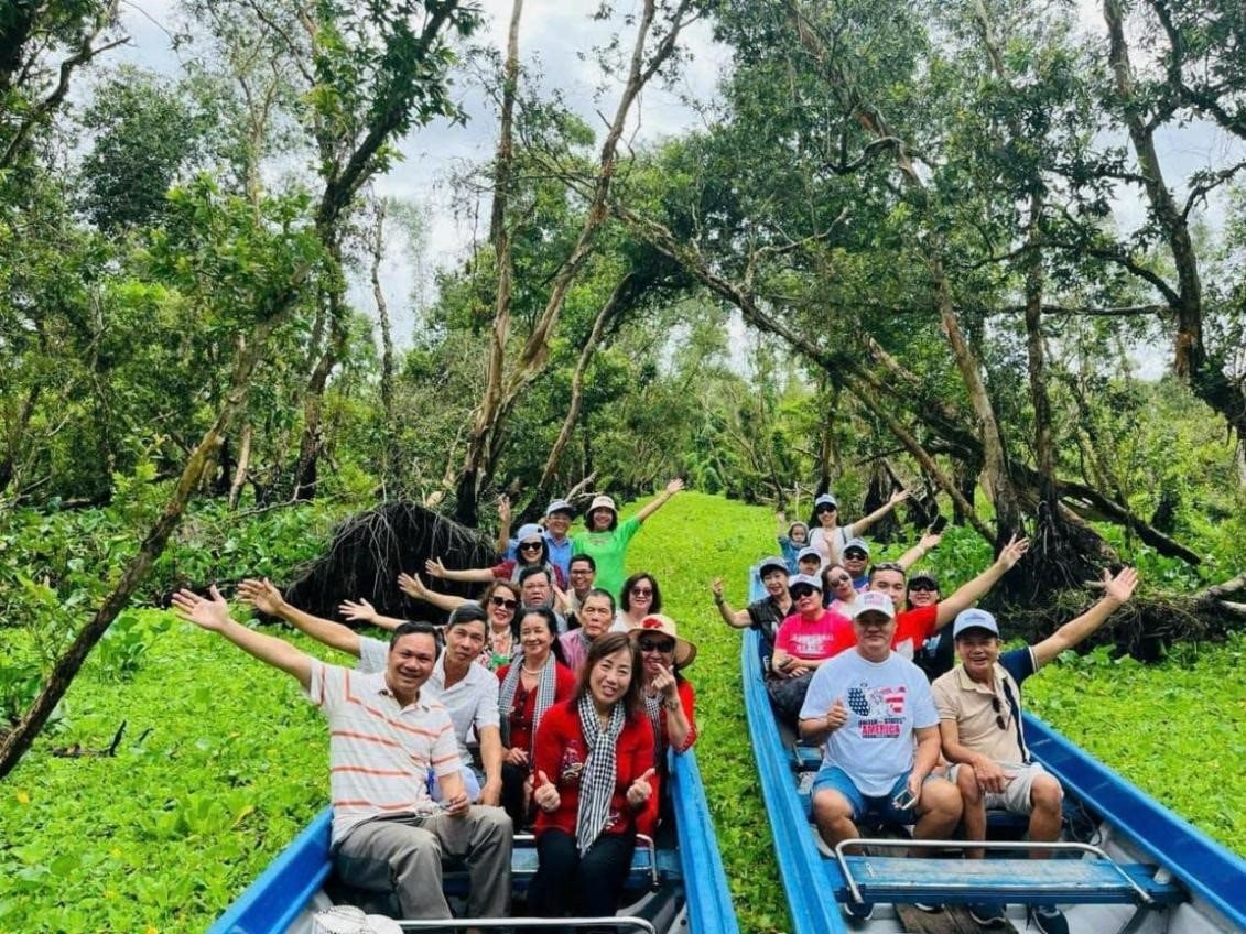Chào thiên cảnh Trà Sư - điểm đến du lịch hấp dẫn với các du khách
