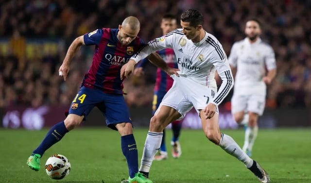  Mascherano và Ronaldo từng là đụng độ nhau nhiều lần khi El Clasico diễn ra