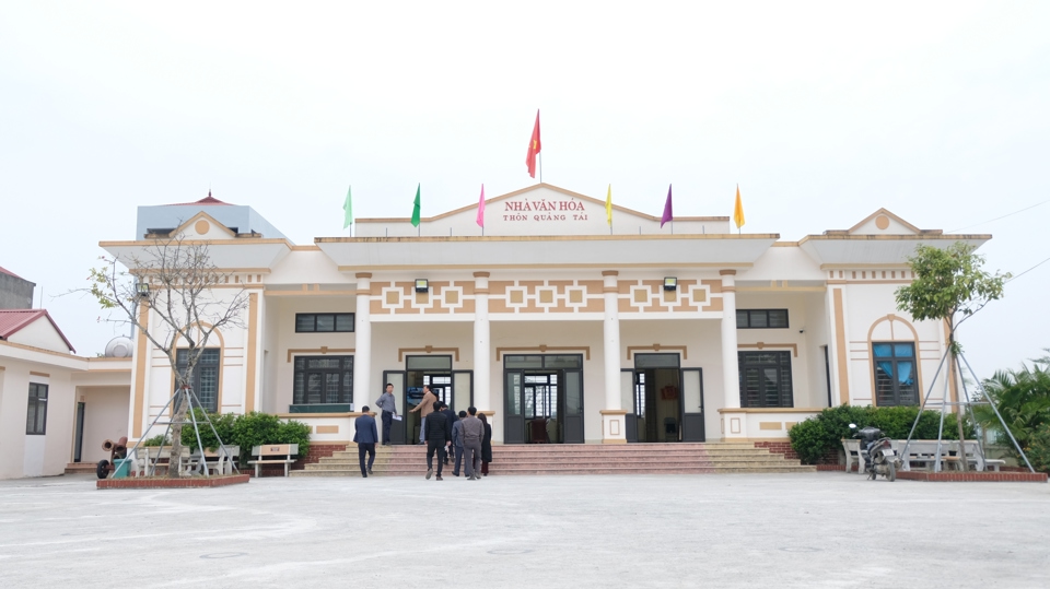 Nhà văn hoá thôn khang trang tại xã Trung Tú (huyện Ứng Hoà).