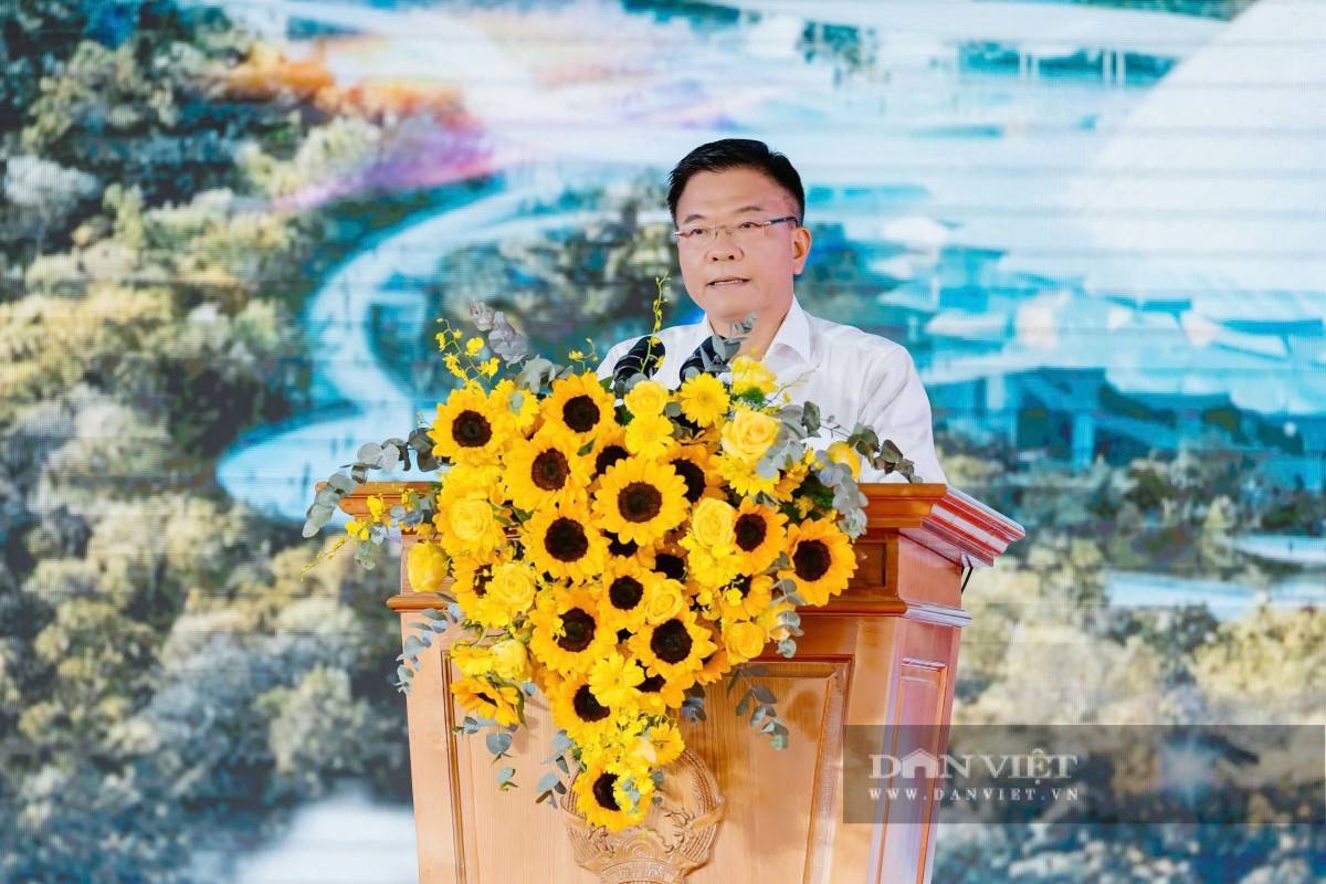 Phó Thủ tướng Lê Thành Long phát biểu tại buổi lễ.