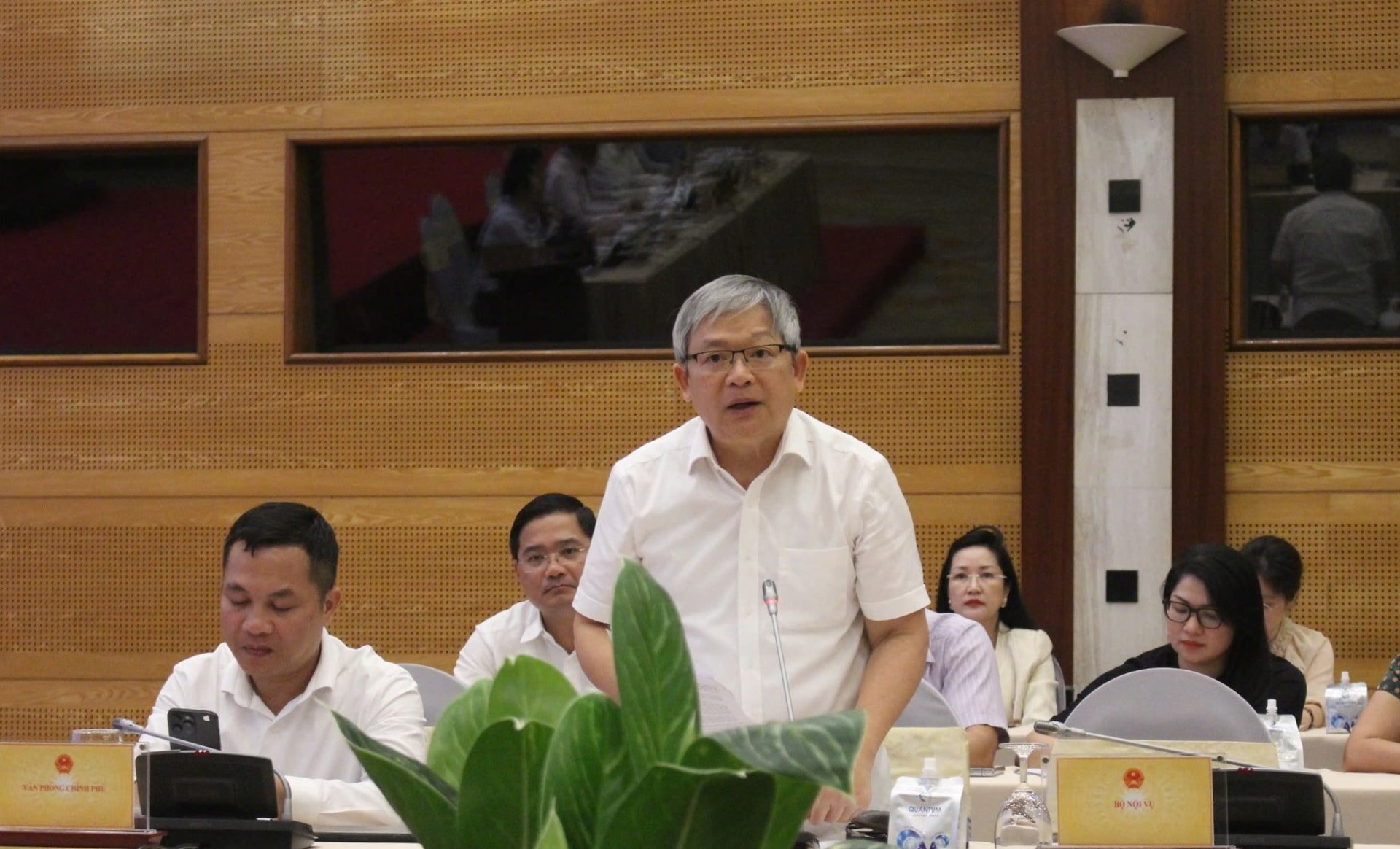 Thiếu tướng Hoàng Anh Tuyên, Phó Chánh Văn phòng, Người phát ngôn Bộ Công an thông tin tại họp báo. Ảnh: Đình Hiệp