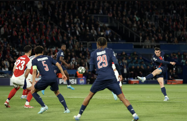 Fabian Ruiz ghi bàn đầu tiên sau 46 lần thi đấu tại Champions League