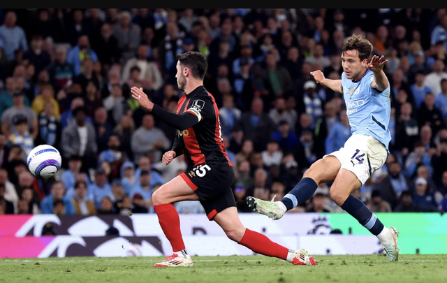 Nico Gonzalez ghi bàn thứ ba cho Man City