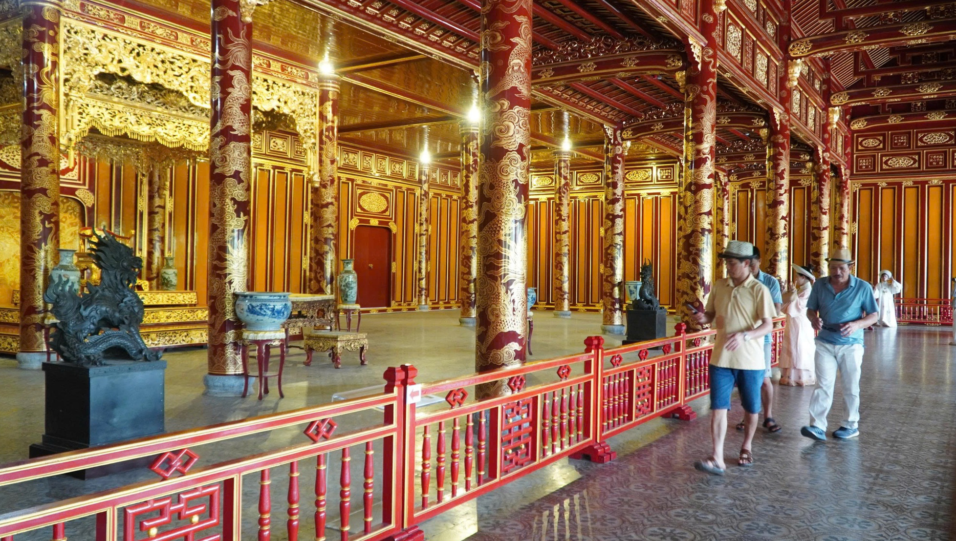 Sau sự việc, Trung tâm Bảo tồn di tích cố đô Huế đã tăng cường các biện pháp đảm bảo an ninh, an toàn cho các cổ vật, đặc biệt là bảo vật quốc gia. Ảnh: Người lao động