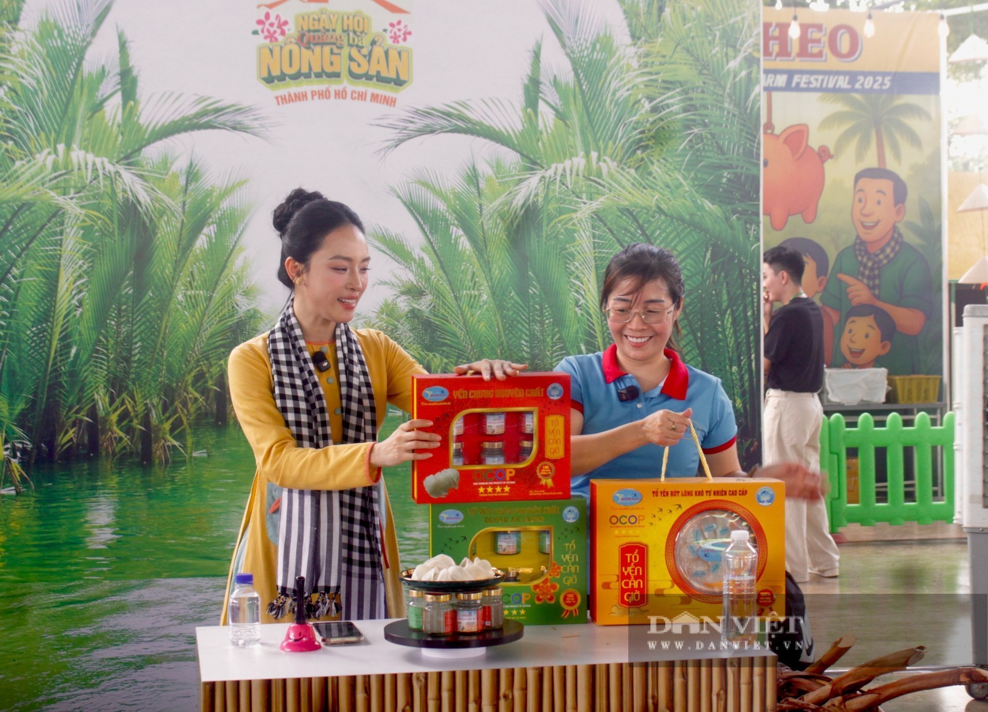 KOL, KOC được mời giới thiệu, bán các sản phẩm OCOP TP.HCM. Ảnh: Hồng Phúc