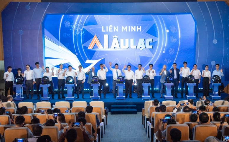 Hơn 20 thành viên đầu tiên của Liên minh AI Âu Lạc tại lễ ra mắt - Ảnh: VGP/HM
