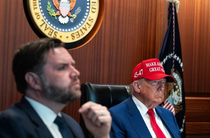 Tổng thống Mỹ Donald Trump tại Phòng Tình huống vào ngày 21-6. Ảnh: Nhà Trắng