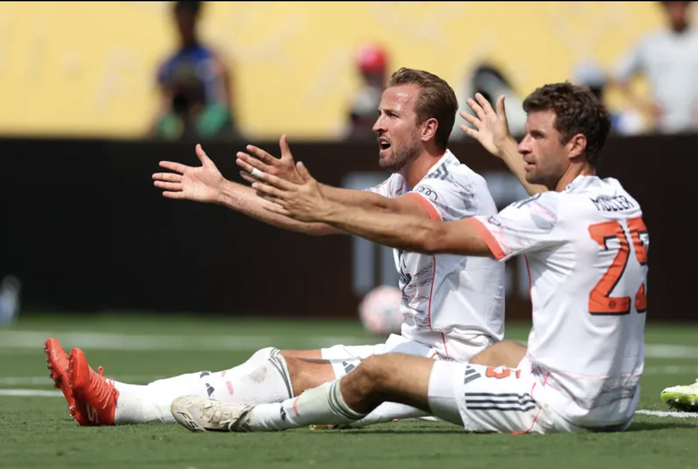  Harry Kane cũng không giúp cải thiện sức tấn công của Bayern
