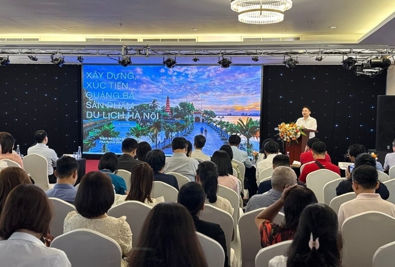 Sở Du lịch Hà Nội giới thiệu loạt sản phẩm du lịch mới hấp dẫn, sẵn sàng bứt phá mùa cao điểm dịp lễ 2-9, tăng tốc phát triển từ nay đến hết năm. Ảnh: Hồng Hạnh.