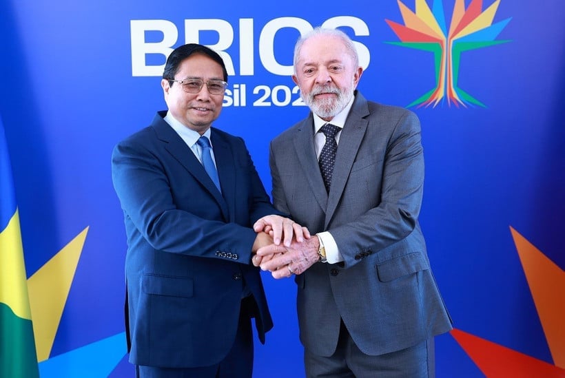 Thủ tướng Phạm Minh Chính và Tổng thống Cộng hòa Liên bang Brazil Lula da Silva. (Ảnh: Dương Giang/TTXVN)