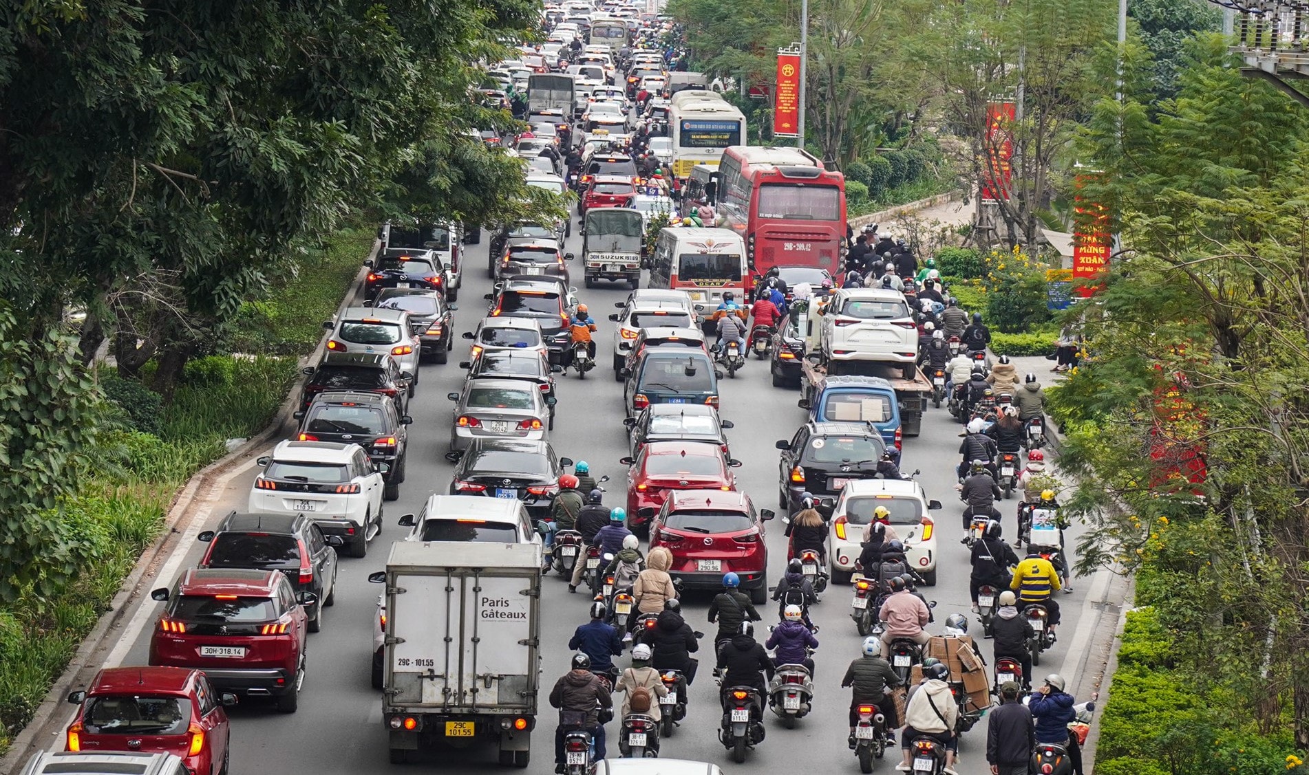 Ngày 7/7, Bắc Bộ và khu vực từ Thanh Hoá đến Quảng Ngãi ngày nắng, có nơi nắng nóng trên 35 độ.