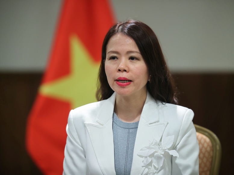 Thứ trưởng Bộ Ngoại giao Nguyễn Minh Hằng