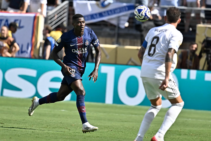 Nuno Mendez khóa chặt mọi mũi tấn công của Real Madrid