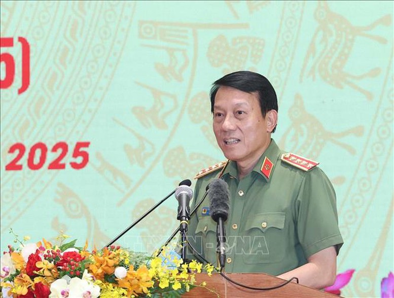  Đại tướng Lương Tam Quang, Uỷ viên Bộ Chính trị, Bí thư Đảng uỷ Công an Trung ương, Bộ trưởng Bộ Công an phát biểu - Ảnh: TTXVN