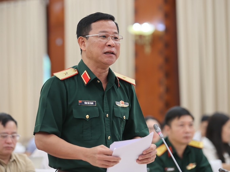  Thiếu tướng Tống Văn Thanh, Phó cục trưởng Cục Tuyên huấn, Tổng cục Chính trị báo cáo