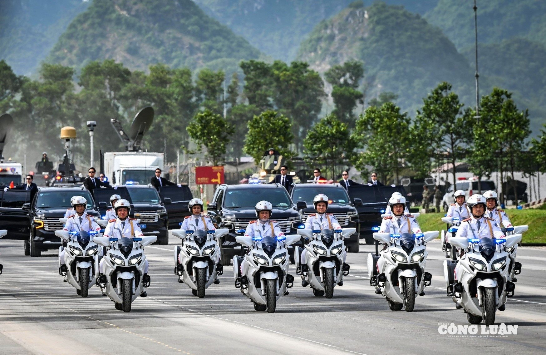  Xe đặc chủng của Công an nhân dân thể hiện bước tiến về hiện đại hóa, nâng cao khả năng ứng phó các tình huống phức tạp, bảo đảm an ninh quốc gia.